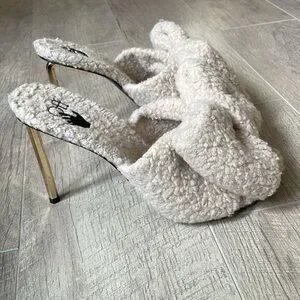 【送料&関税込】Off-White Allen Bow Mules 18337457_39358587_600.jpg